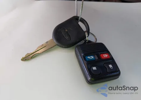 2004 Ford Taurus Se из США, поврежденный, VIN 1FAFP53U84A190055